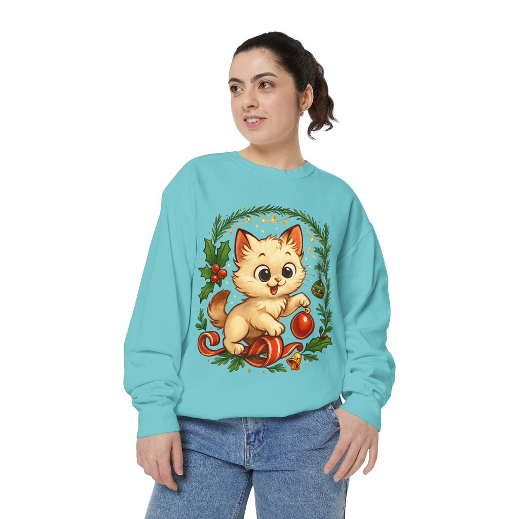 Adorable Cat, Christmas -Sweatshirt