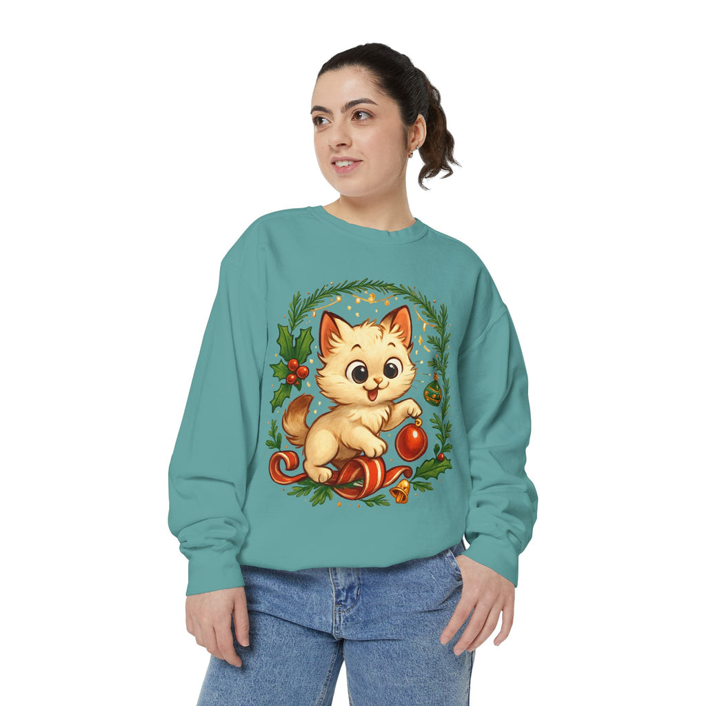 Adorable Cat, Christmas -Sweatshirt