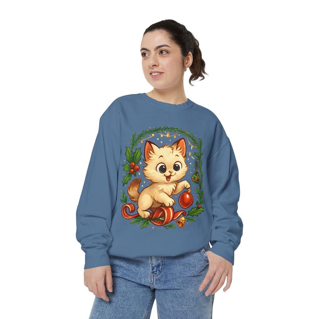 Adorable Cat, Christmas -Sweatshirt
