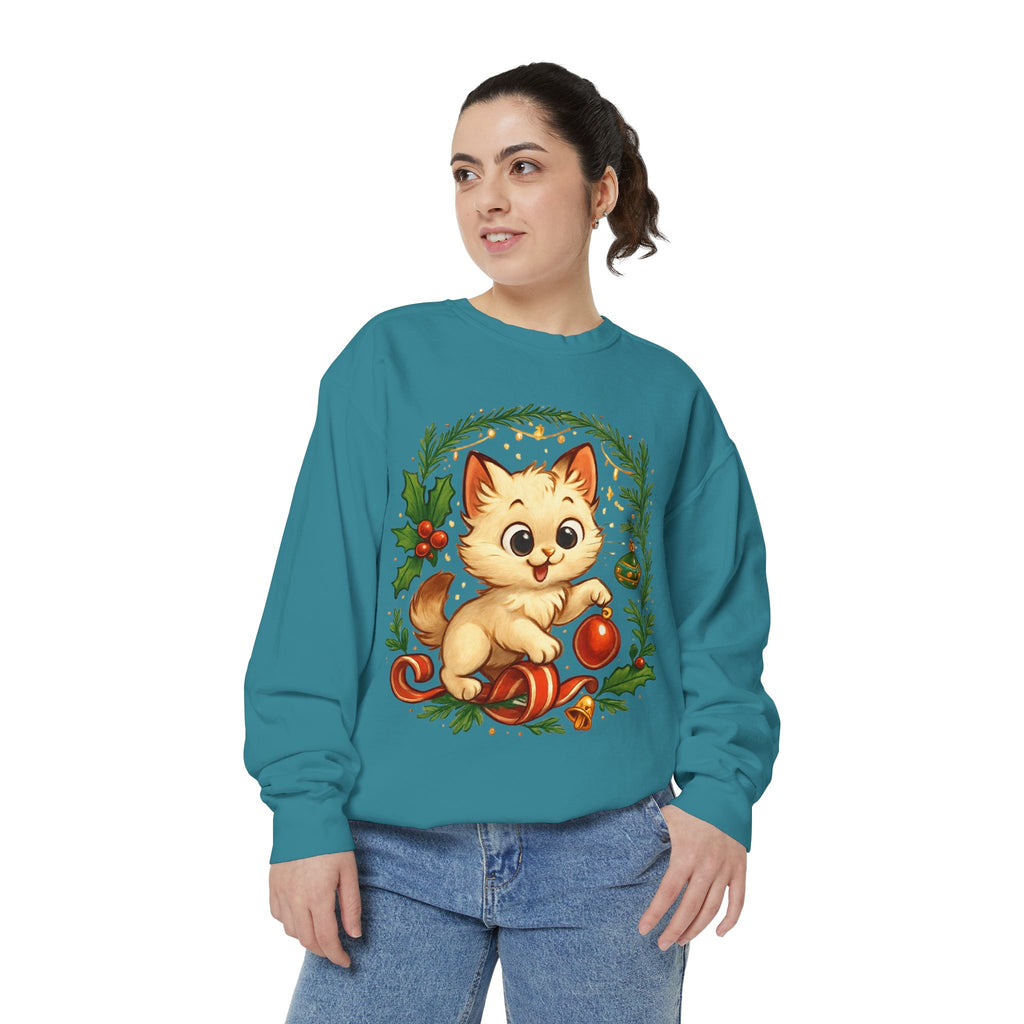 Adorable Cat, Christmas -Sweatshirt